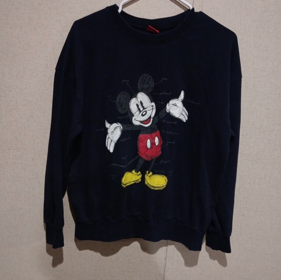 Disney Black Mickey Mouse Sweater Size M - Picture 1 of 4
